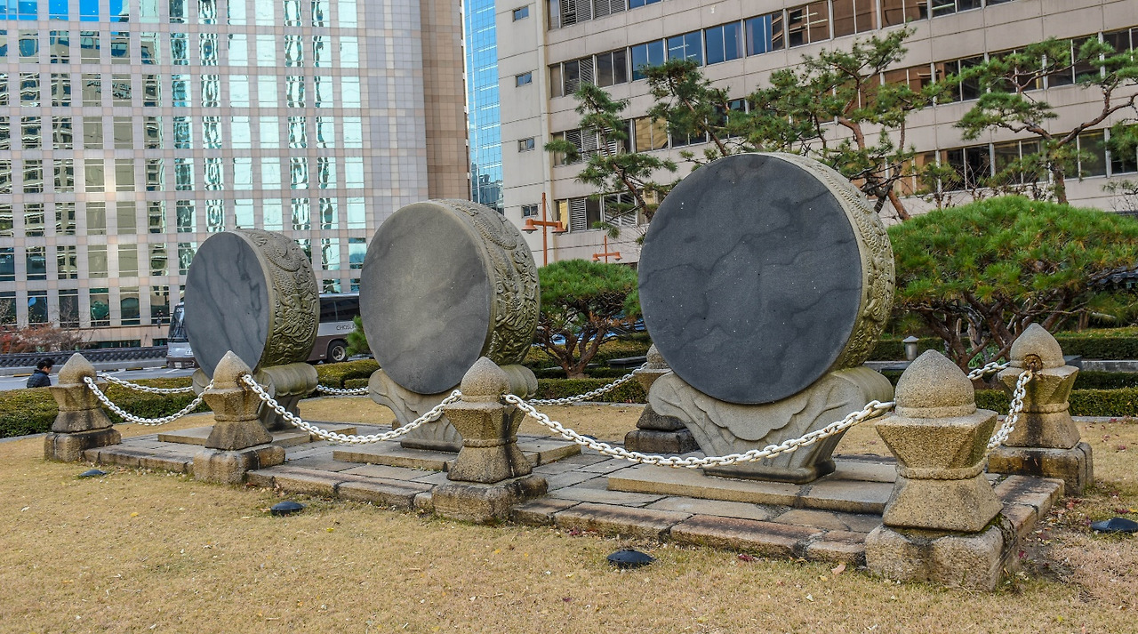 환구단 돌북.jpg