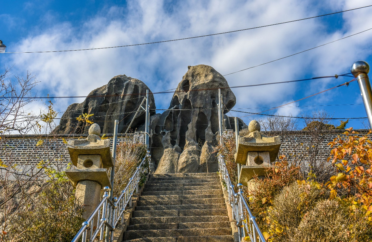 인왕산 선바위.jpg