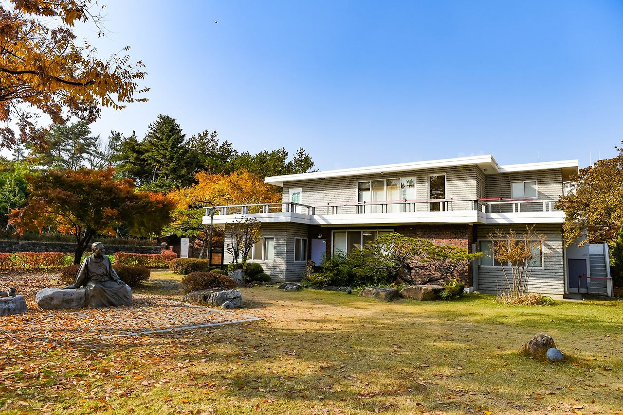 박경리 선생 옛집.jpg