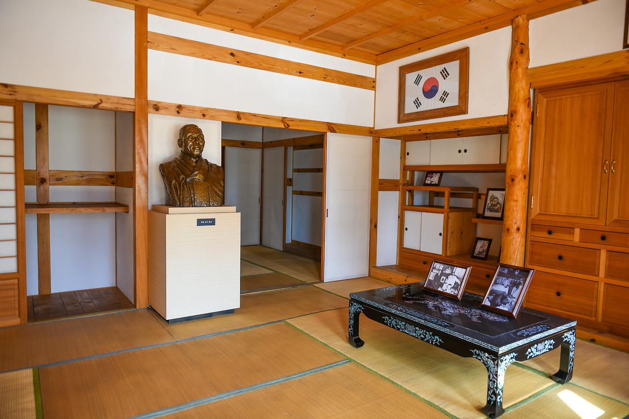 경교장 김구의 침실.jpg