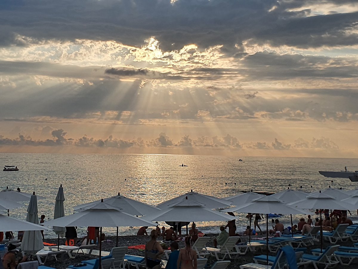 아들레르 해변.jpg