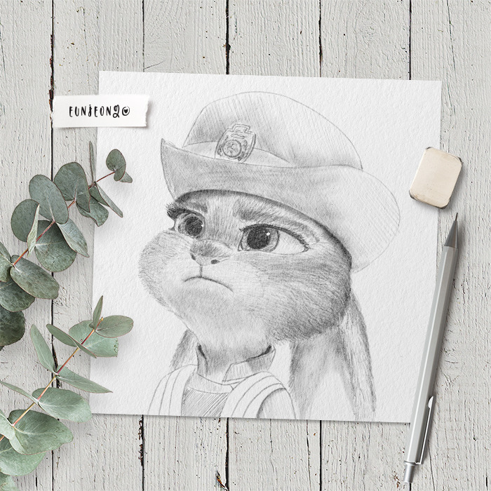 211113-연필 024-주토피아 주디[꿈보그림]-목업-700.jpg