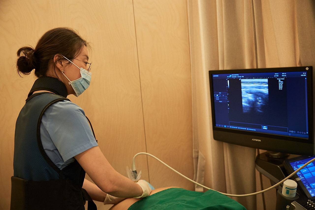 SI(초음파유도하주사치료)_목 (38).jpg