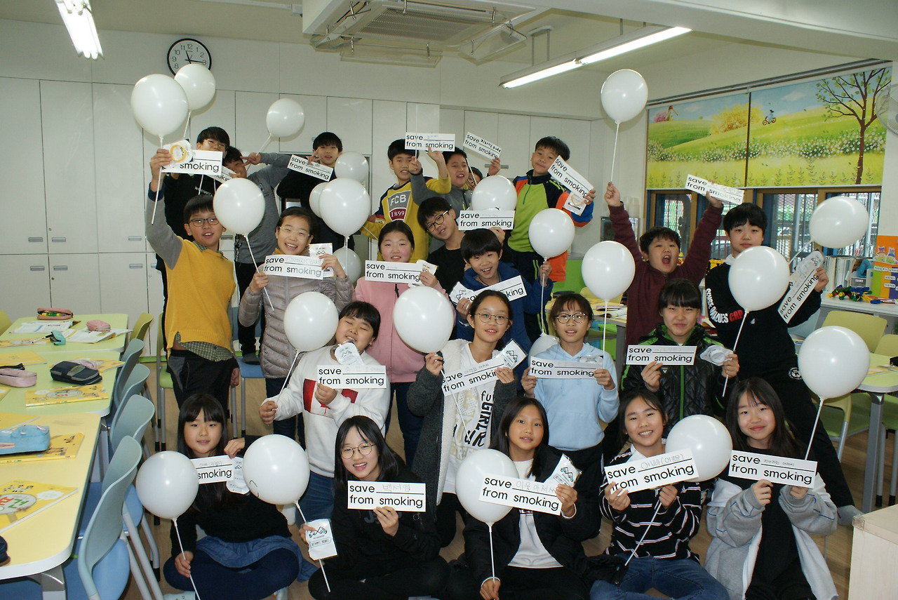 장려3-사랑하는 사람을 위한 금연 피켓팅.jpg