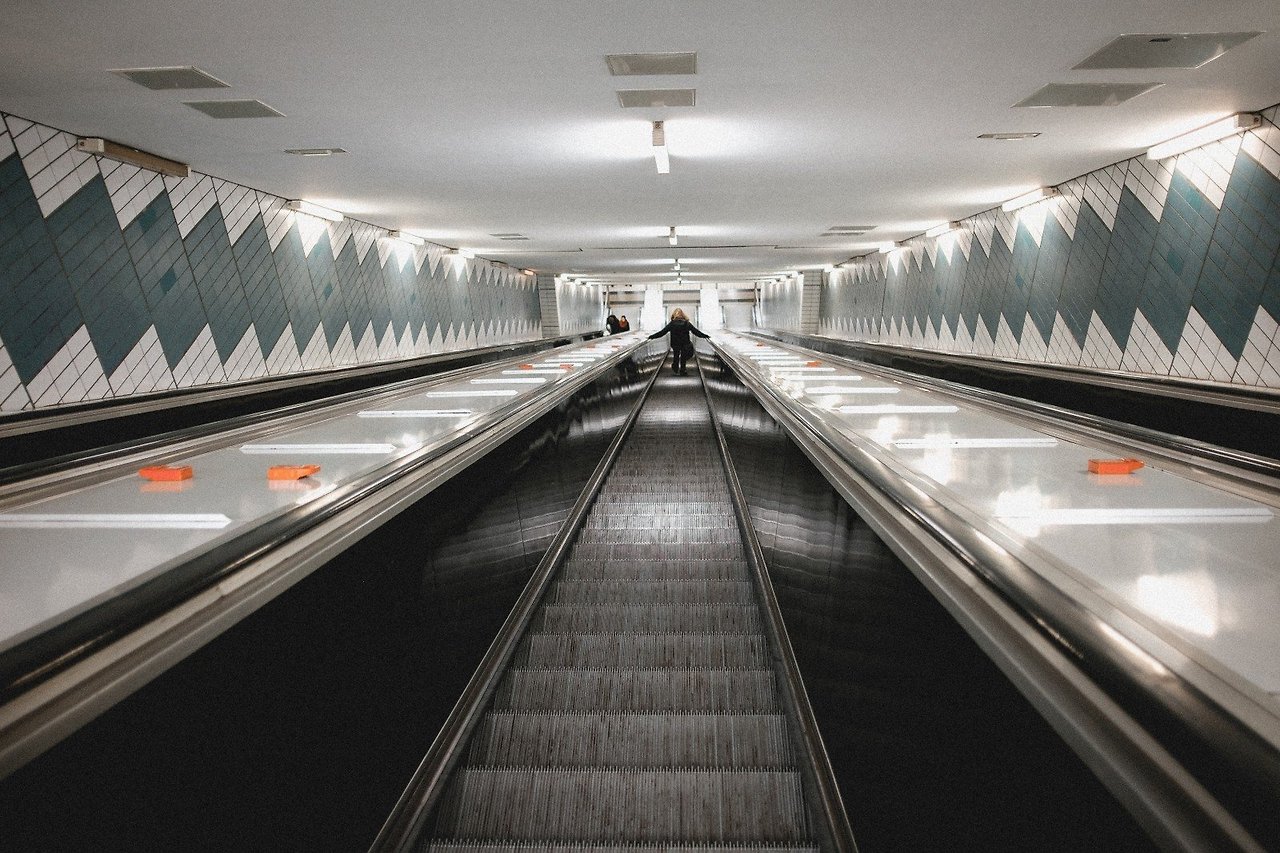 silver-escalator-in-subway.jpg