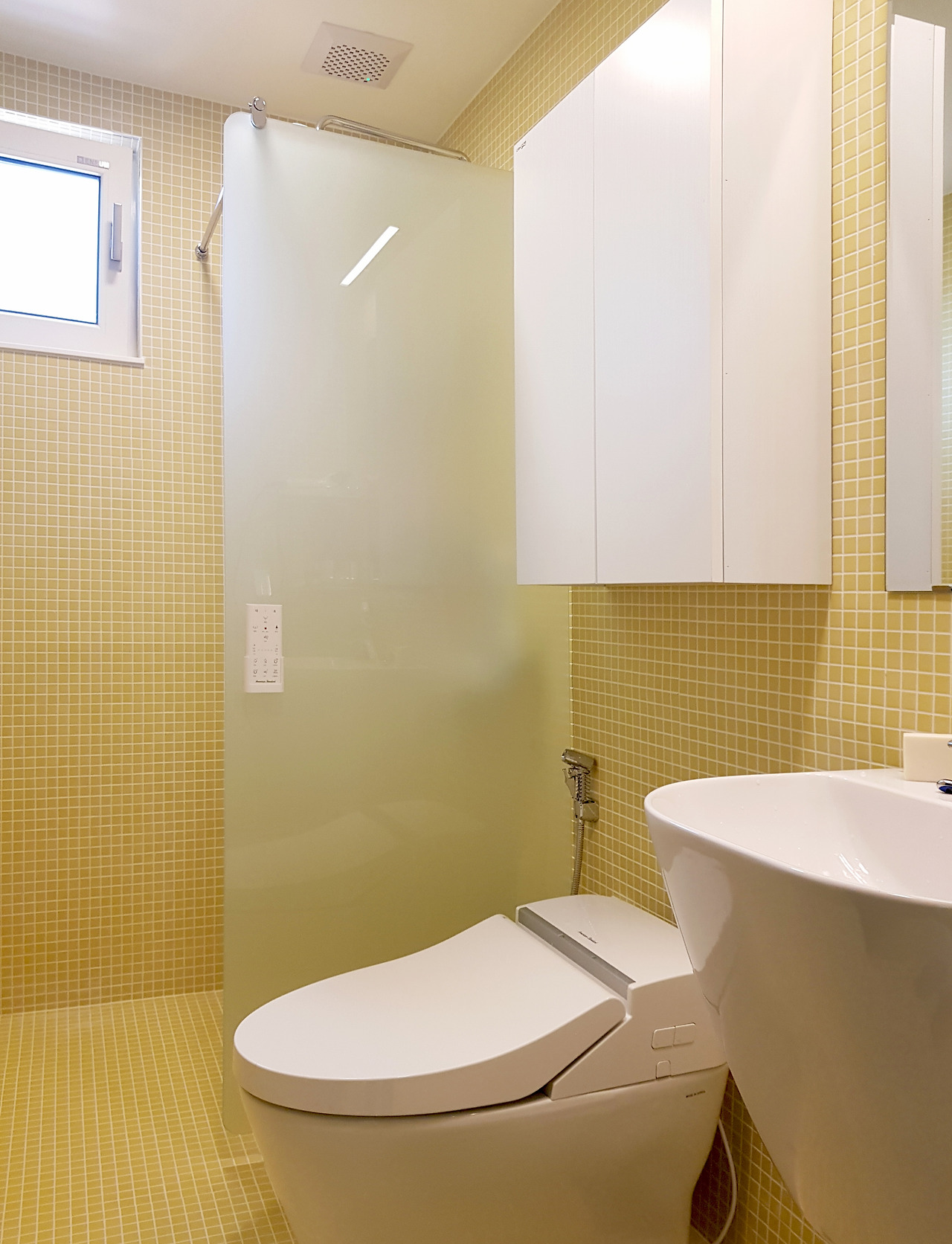 027. 2층 욕실 모습.jpg