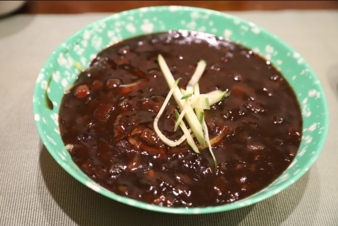 04화 수타 짜장면과 곱창전골