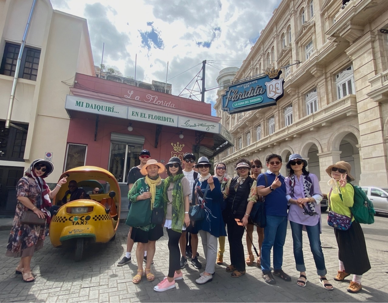 플로리타 단체.jpg