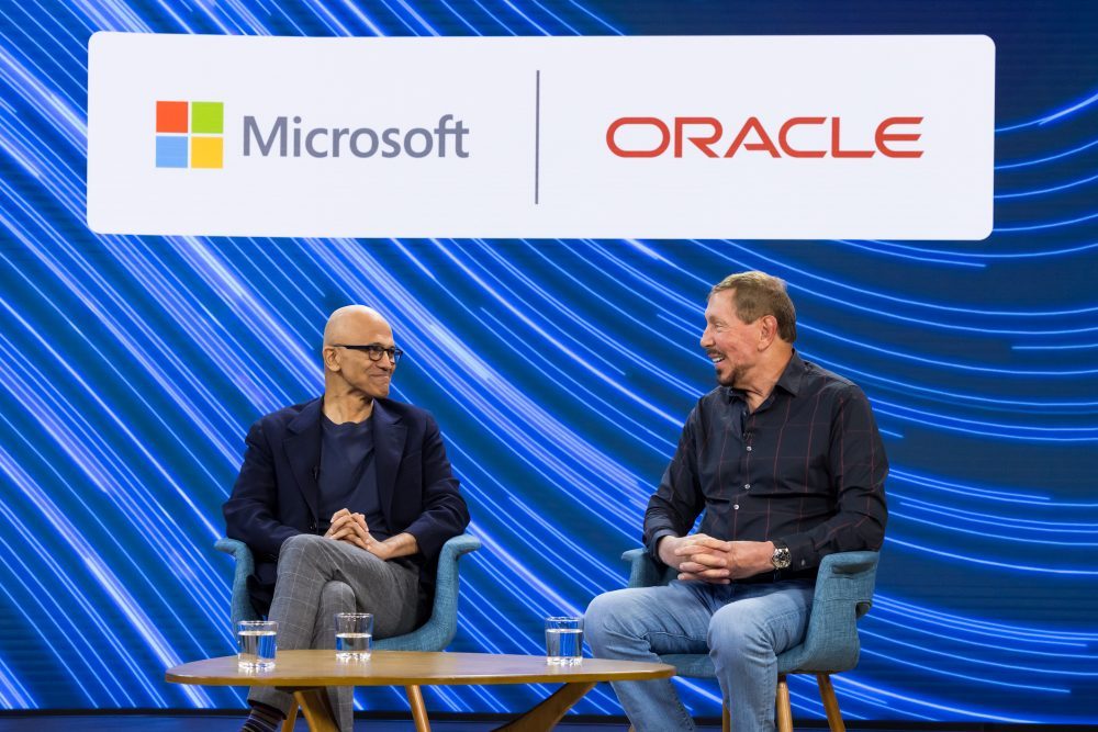 satya-nadella-and-larry-ellison_web (2).jpg