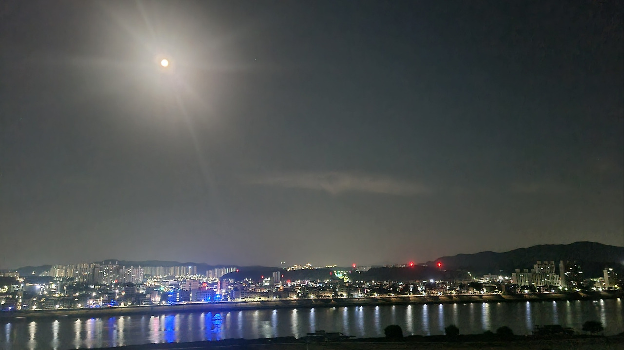 달뜬밤.jpg