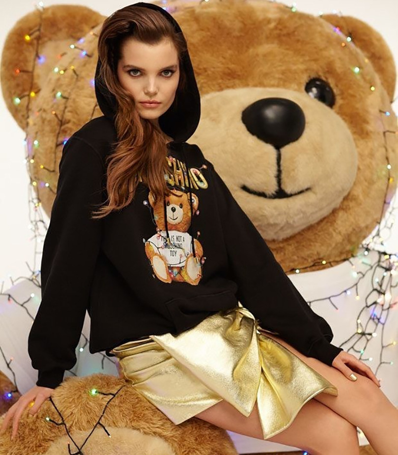 unomodels 모스키노.jpg