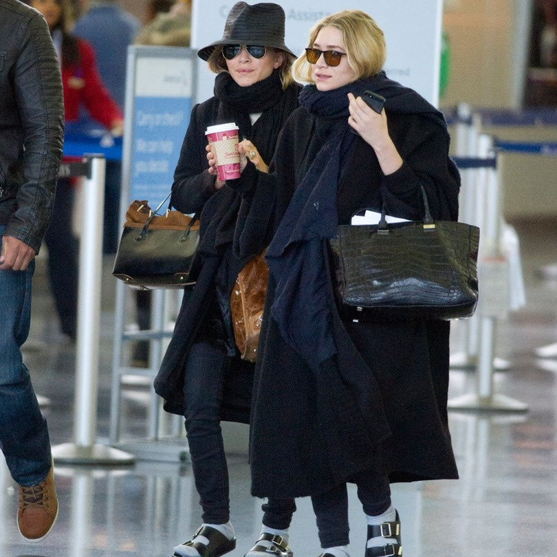 Mary-Kate-Ashley-Olsen-Wearing-Birkenstocks.jpg