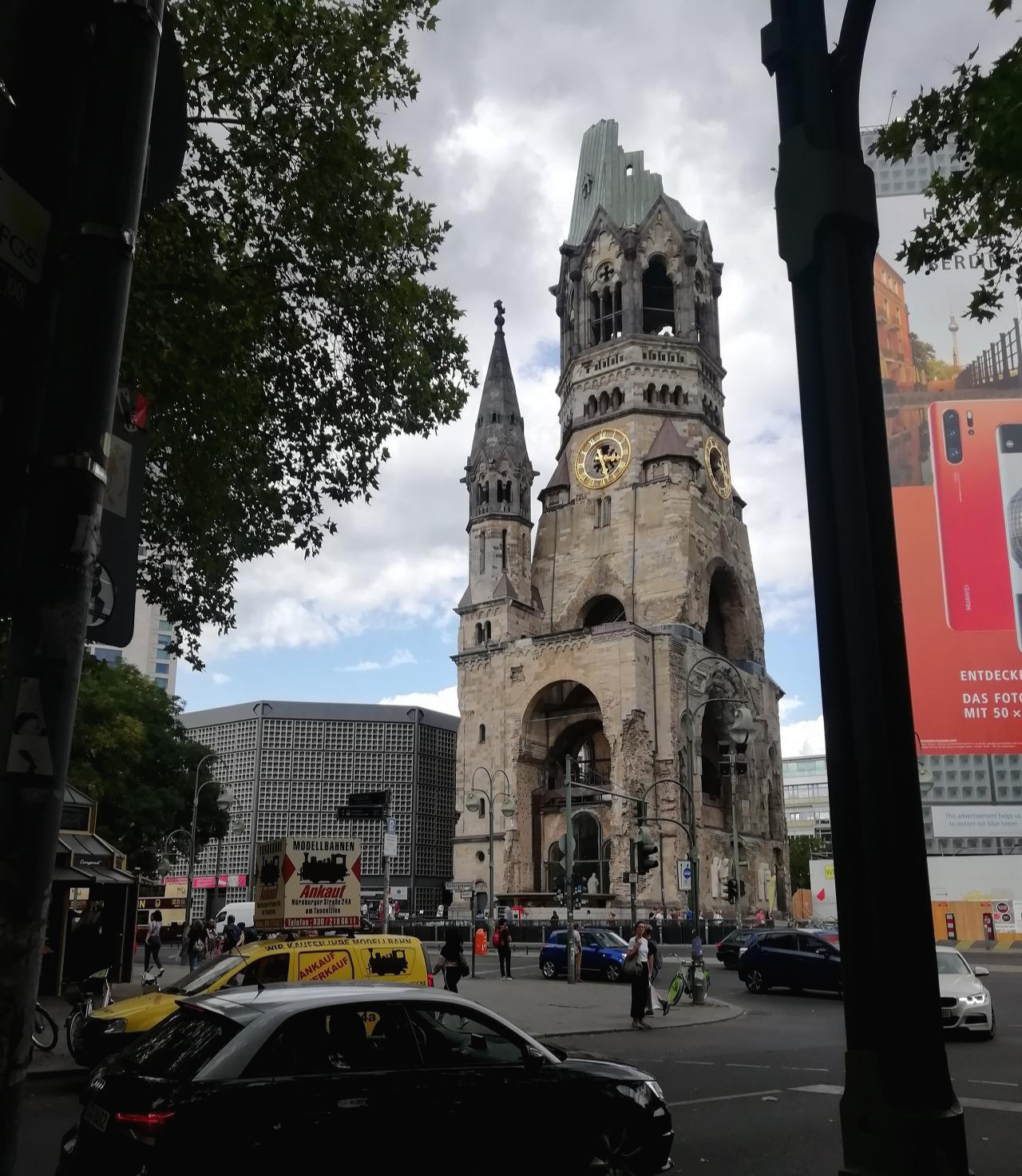 사진2-5 카이저-빌헬름 추모교회.jpg