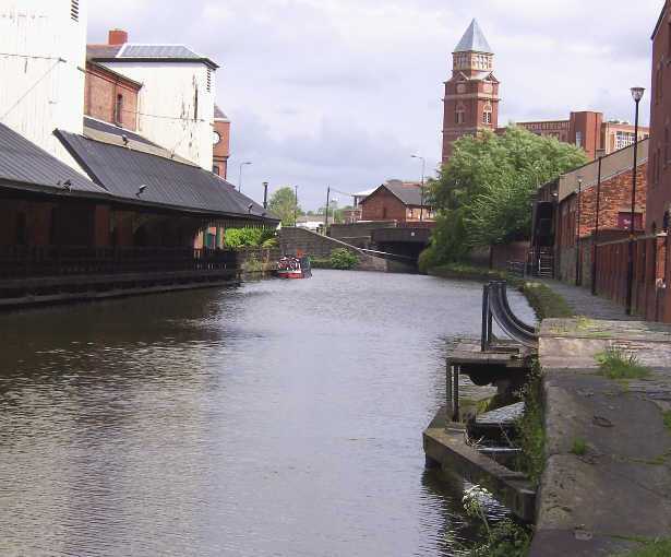 Wigan_pier2.jpg