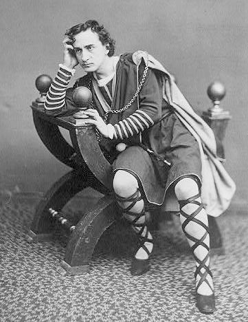 Edwin_Booth_Hamlet_1870.jpg