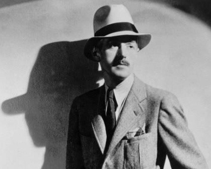 Dashiell_Hammett__Thin_Man__portrait_(cropped).jpg