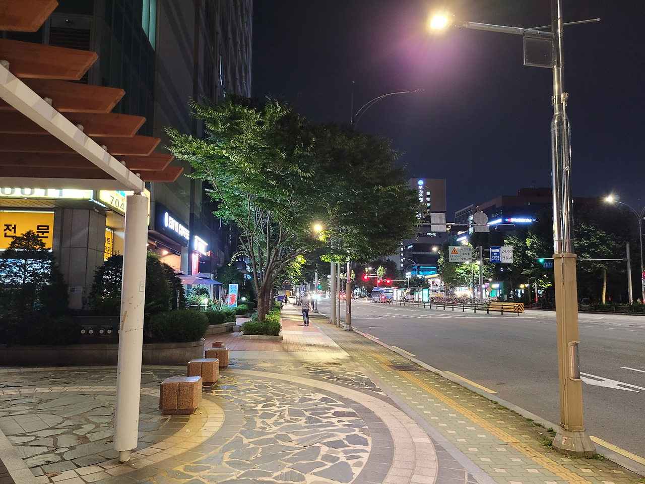 2021-06-21 22.29.19 서울.jpg