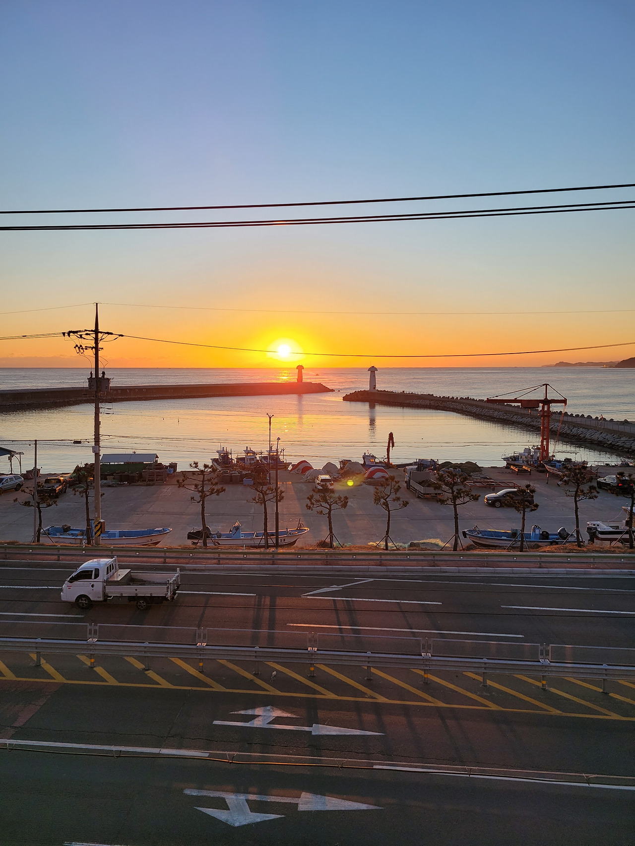 아침을 맞이하는.jpg