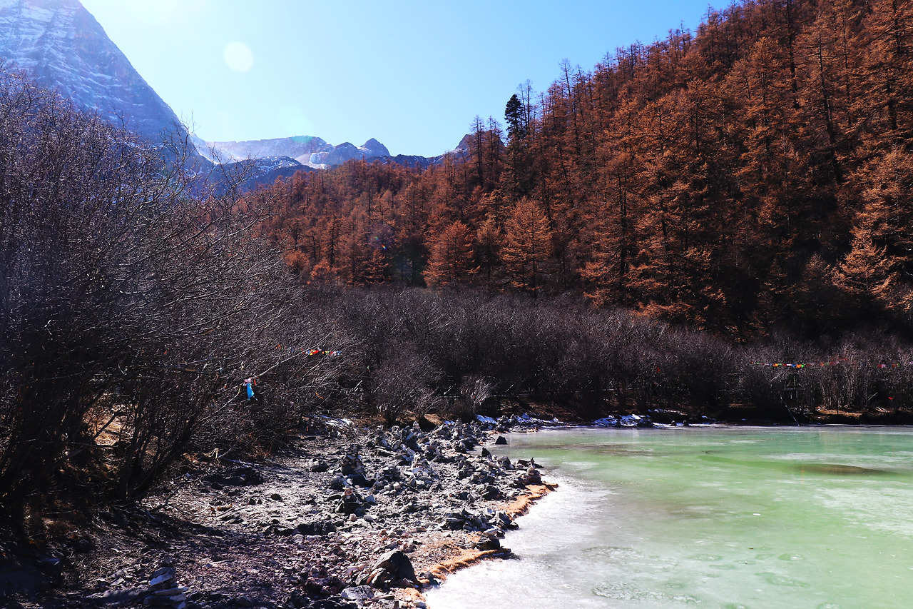 14 얼어버린 호수.jpg