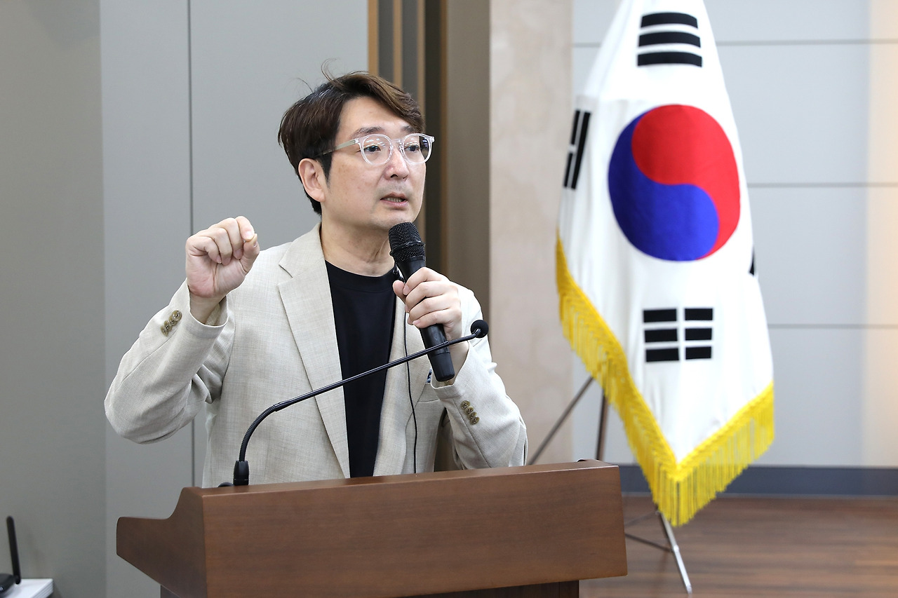 이도형 교수 축협 특강1.jpg