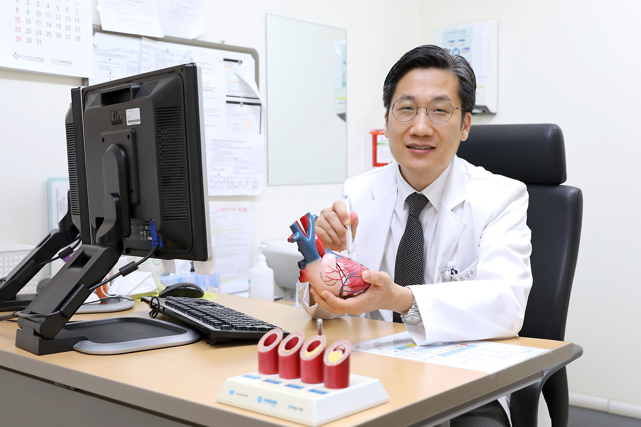 [사진]조성우 일산백병원 순환기내과 교수_대표사진요청.jpg