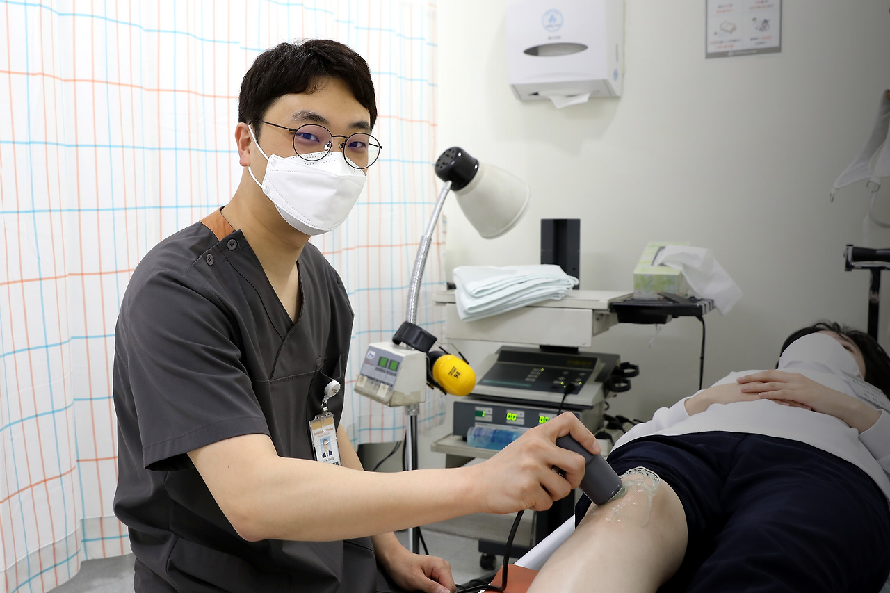 조세행 물리치료사 이미지컷.jpg