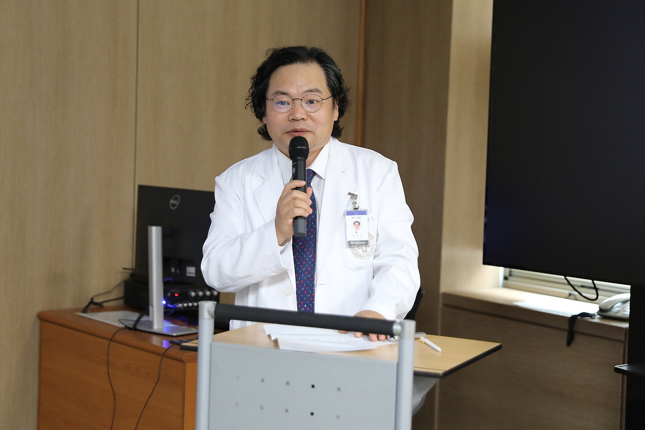 라오스의료진 이종욱펠로우십 연수교육 입교식3.jpg