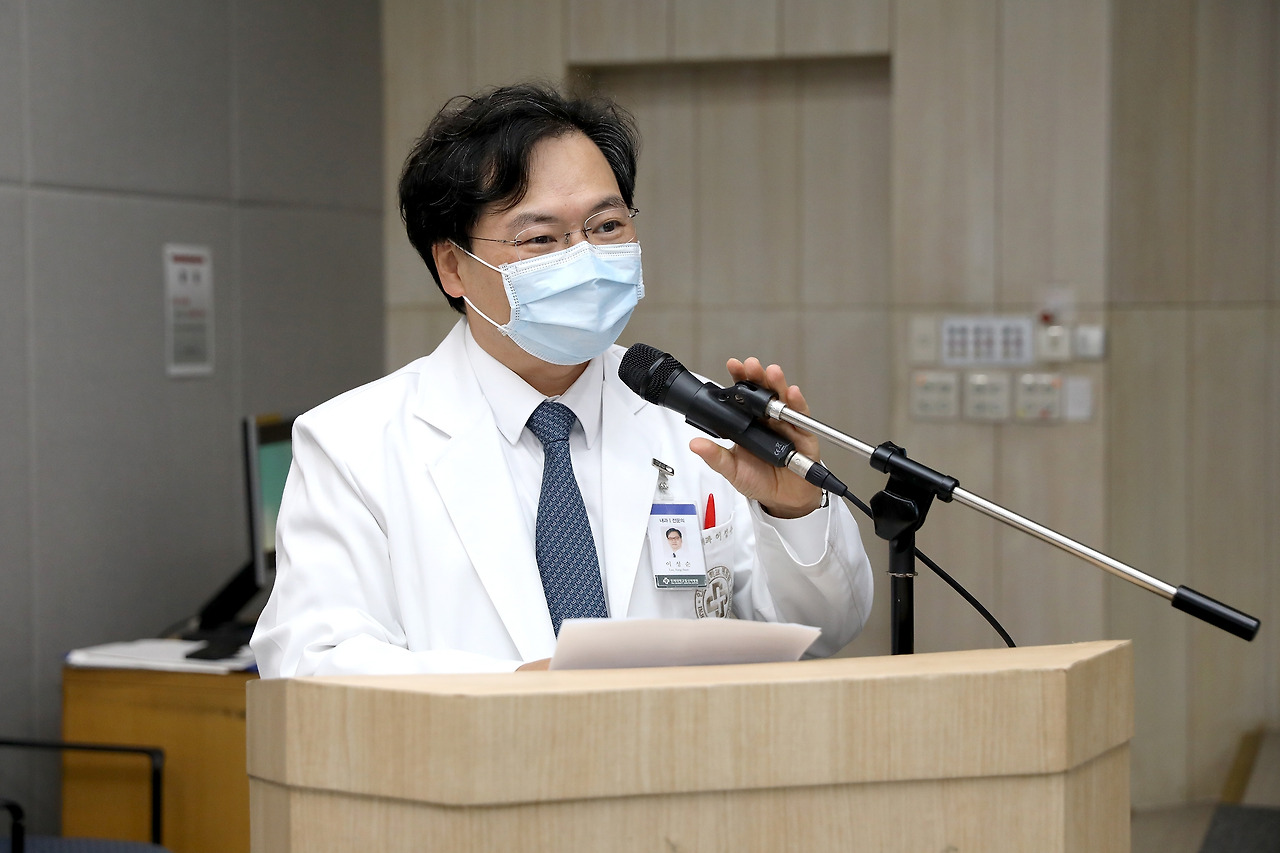 [사진]일산백병원이 9월 14일 ‘라오스 경찰병원 고위 관리자 연수교육’ 연수교육 입교식을 갖고 2주간 연수교육을 진행한다._6.jpg