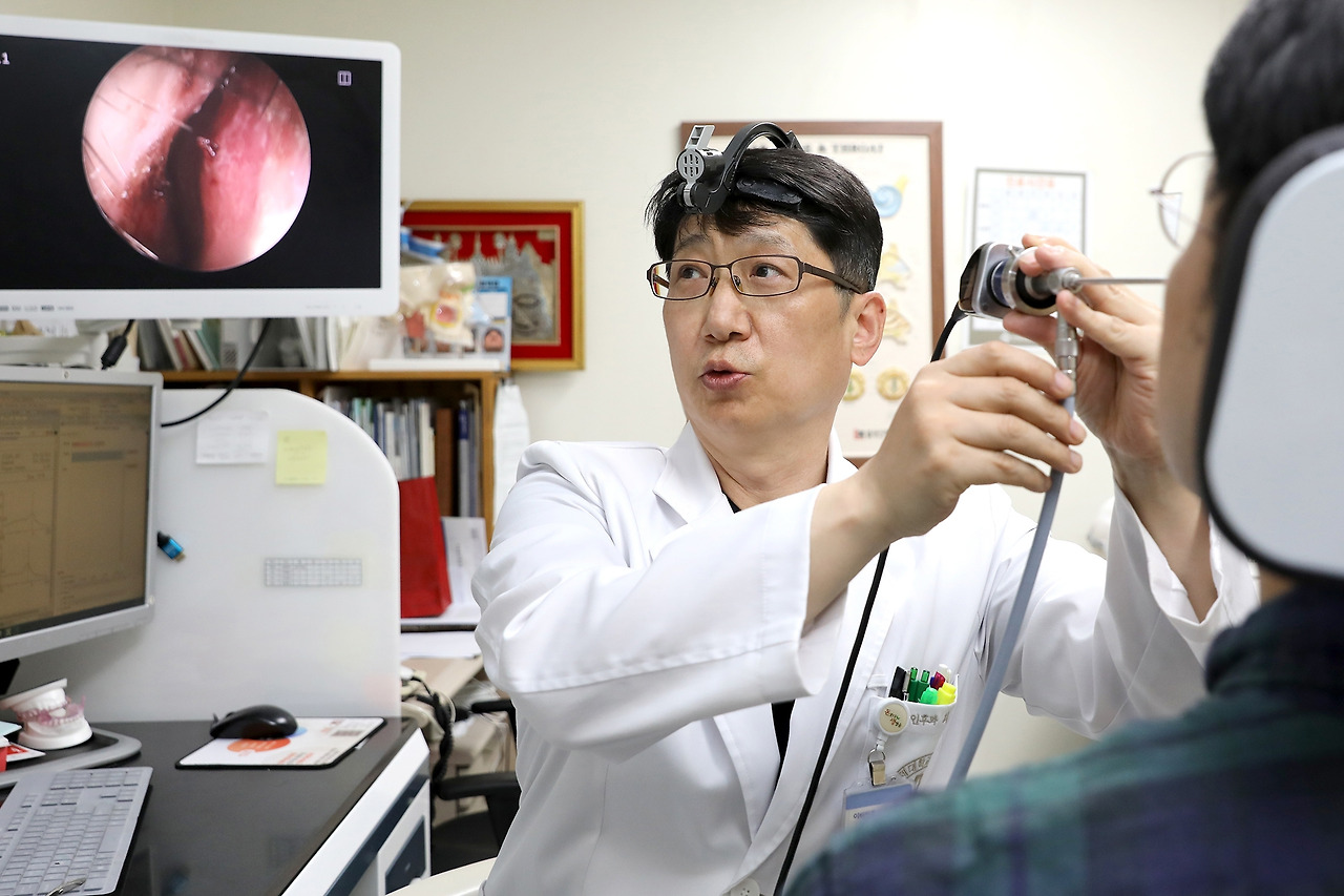 [사진] 일산백병원 이비인후과 최익수 교수가 특발성 후비루를 하나의 독립적인 임상 질환으로 인식하고, 효과적인 치료 전략 수립의 필요성을 제시했다..jpg