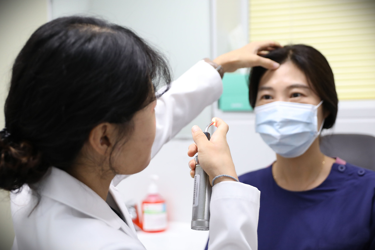 안과 강민채 교수 이미지 사진4.jpg