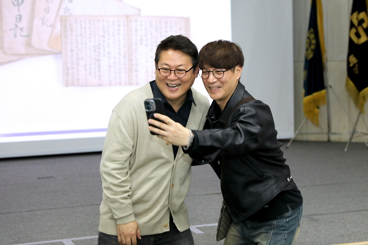 20251020_김경일 교수 특강15.jpg