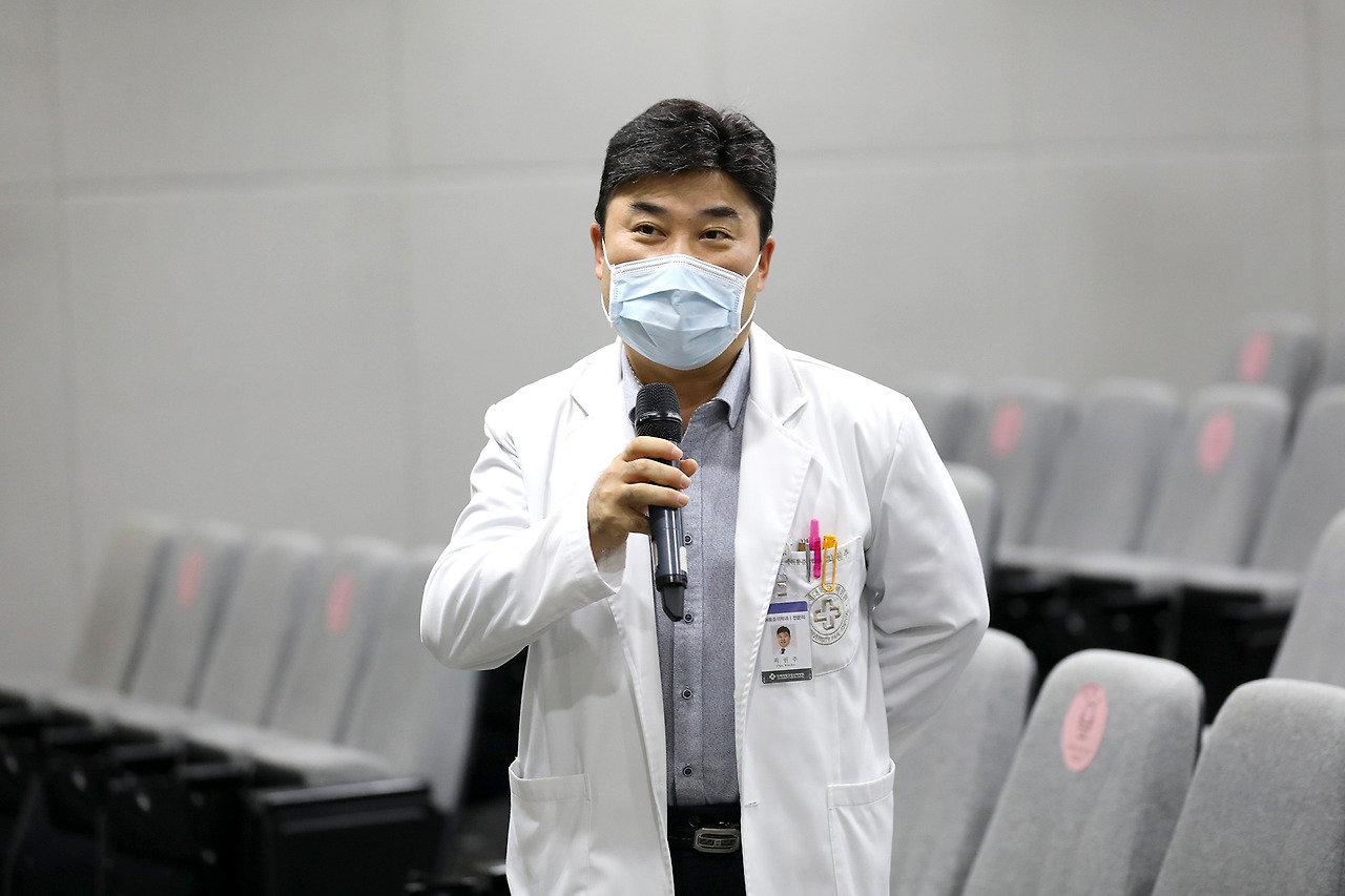 20221101_이용우 국회의원 명사 특강15.jpg