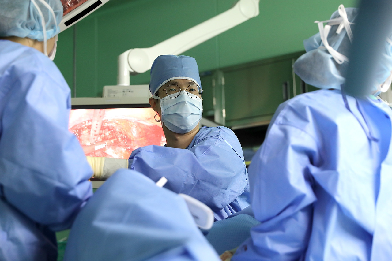 복강경 수술 이미지6.jpg