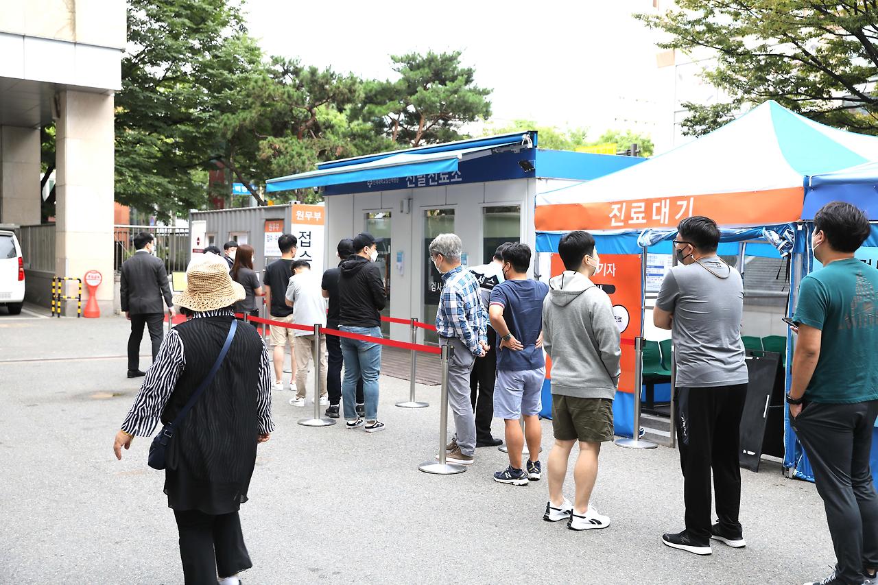 LG 코로나검사 사진 3.jpg