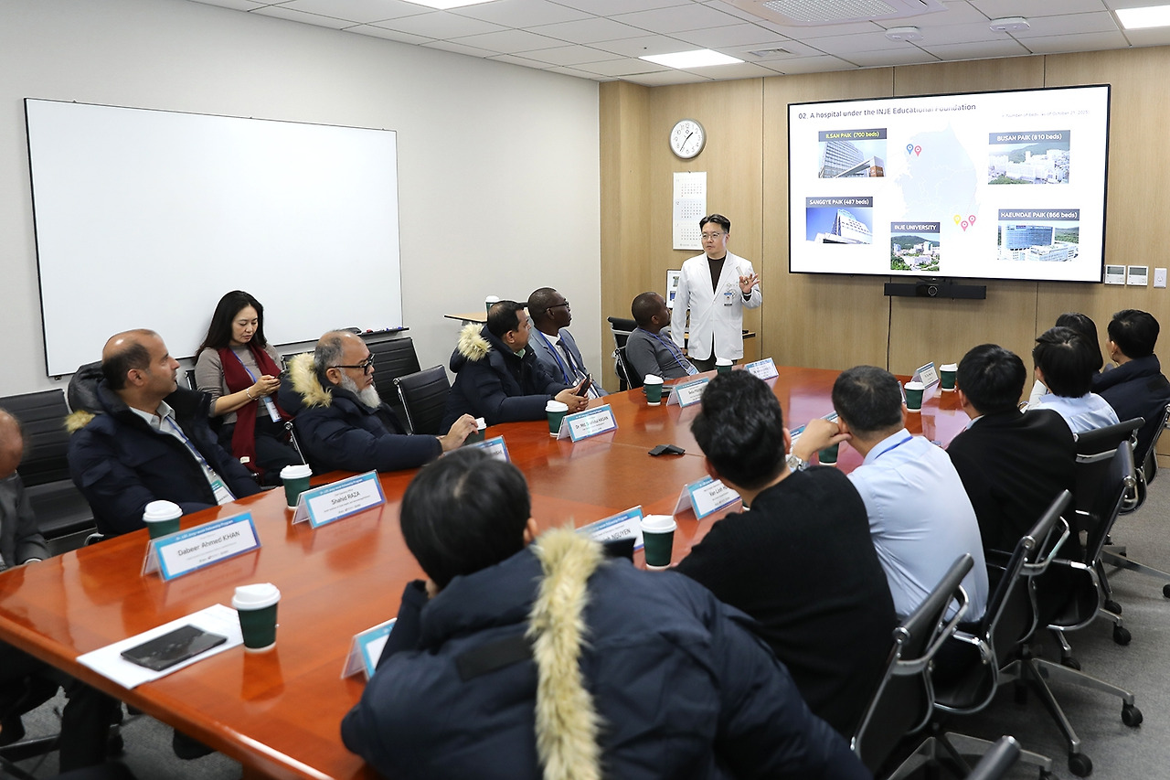 20251118_이종욱펠로우십 프로그램 연수1.jpg