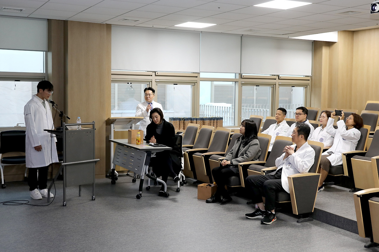 20251114_이종욱펠로우십 입교식8.jpg