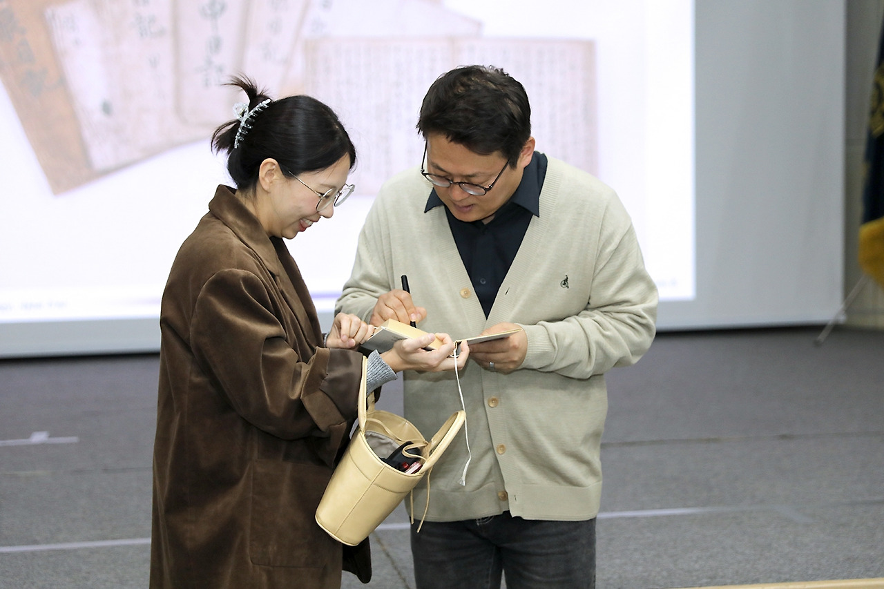 20251020_김경일 교수 특강14.jpg