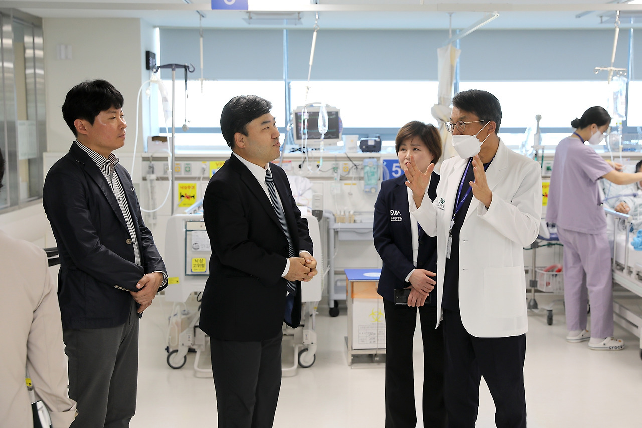[사진] 김포우리병원 ICU 투어.jpg