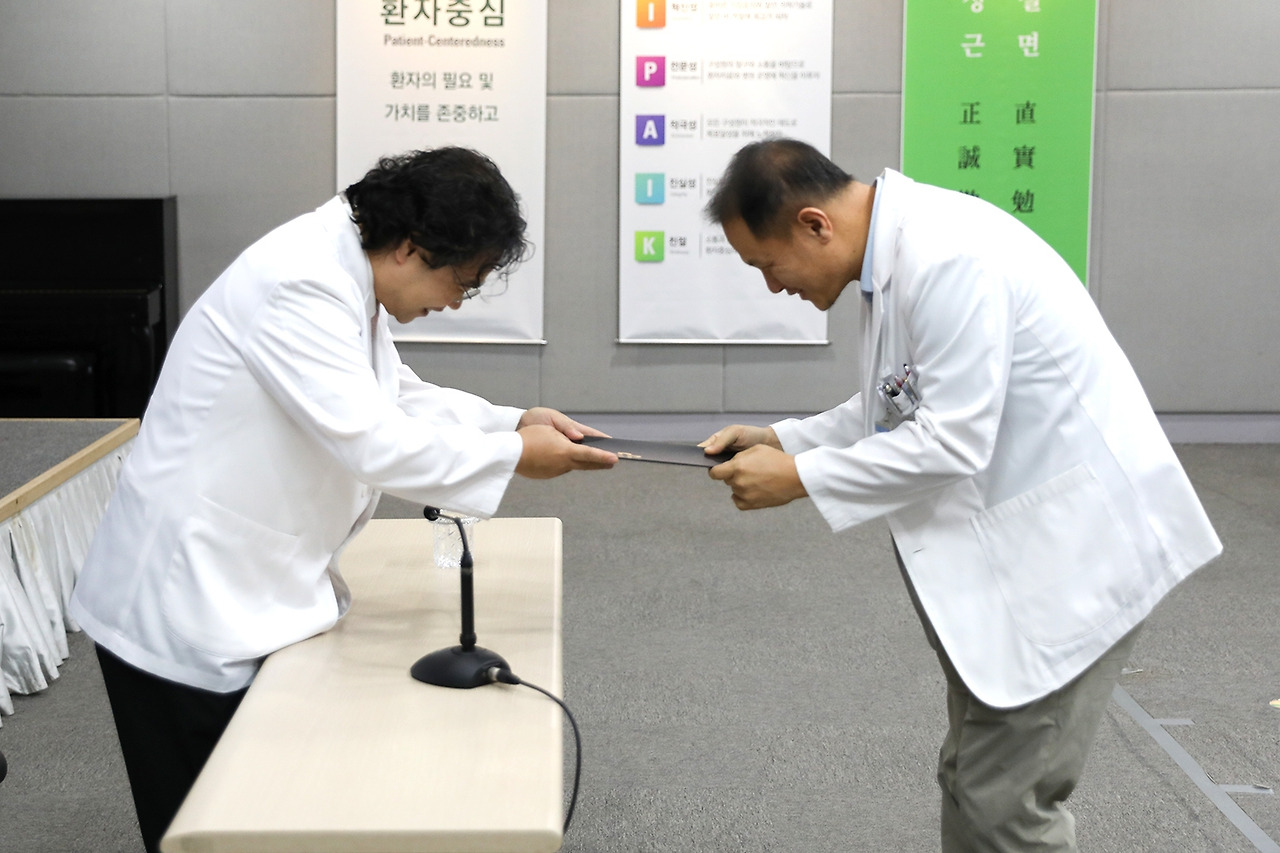 강형구 교수 호흡기내과 분과장.jpg