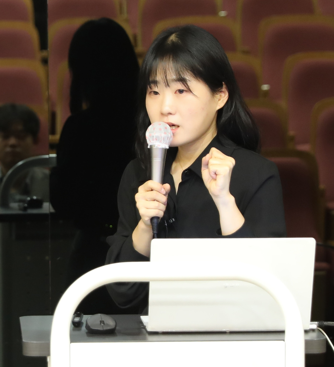 20251127_현대백화점 강민채 교수 강연3.jpg