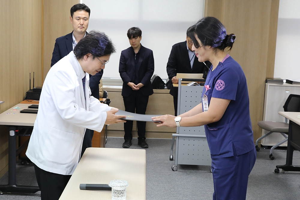 장기근속자 표창3.jpg