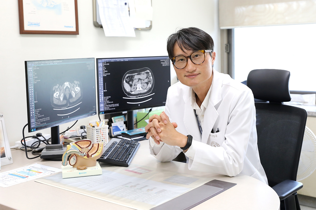 비뇨의학과 여정균 교수 이미지 사진1.jpg