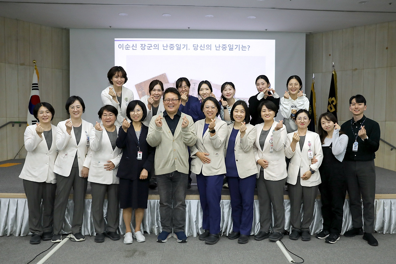 20251020_김경일 교수 특강12.jpg