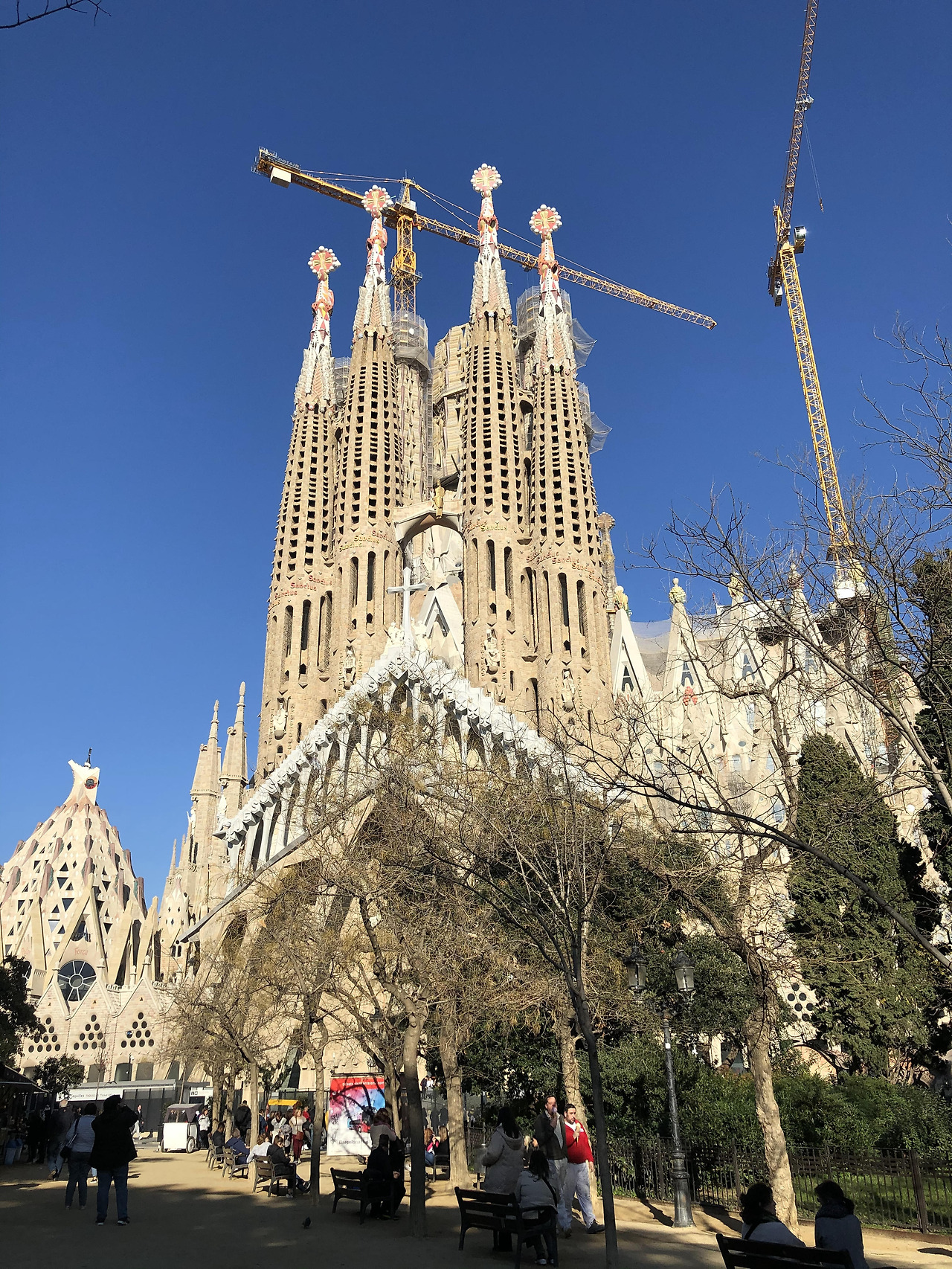 파밀리아성당 (2).jpg