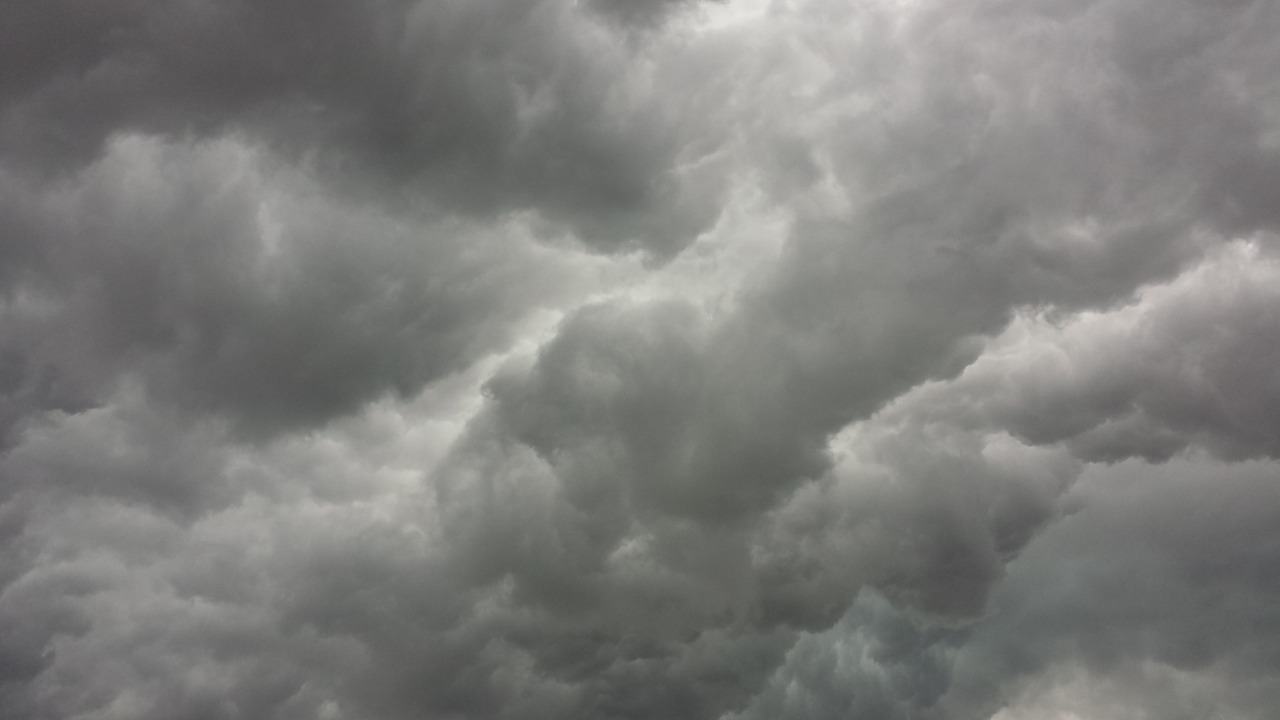 storm-clouds-426271.jpg