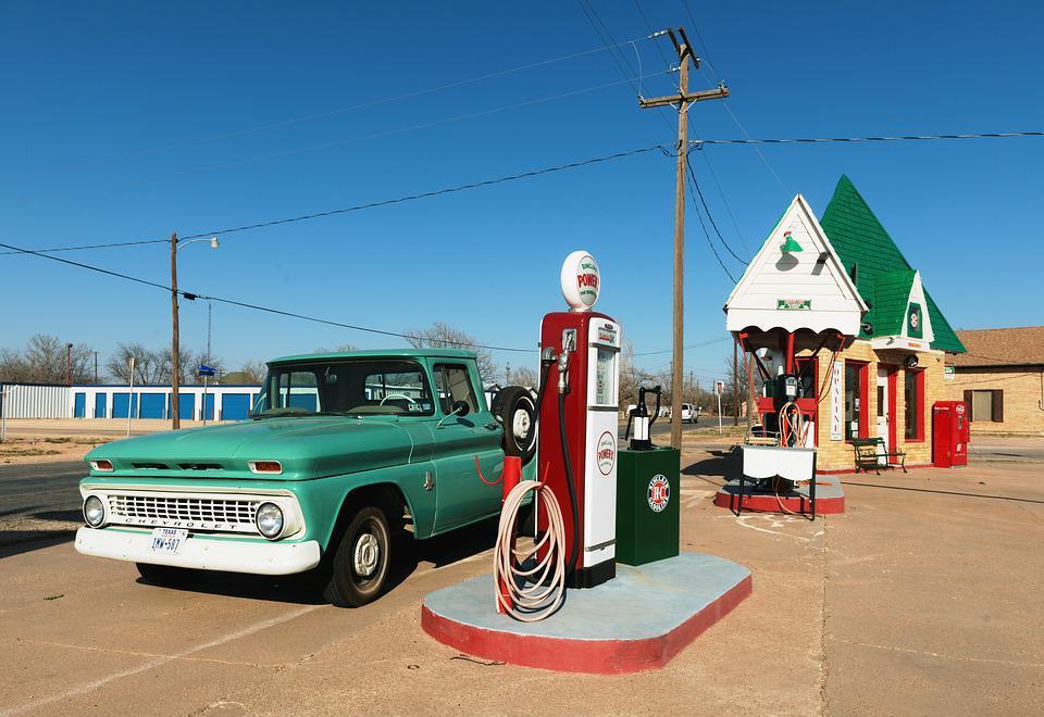 petrol-stations-1664615_960_720.jpg