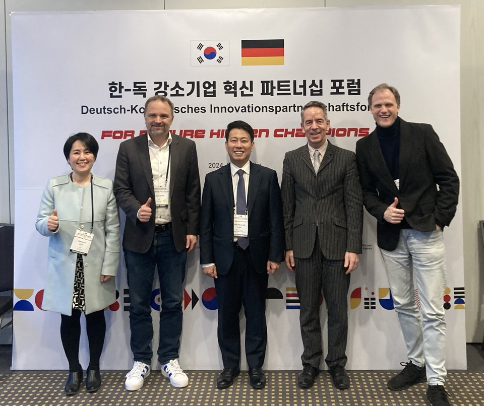 임정욱 실장 면담 (베를린시).jpg