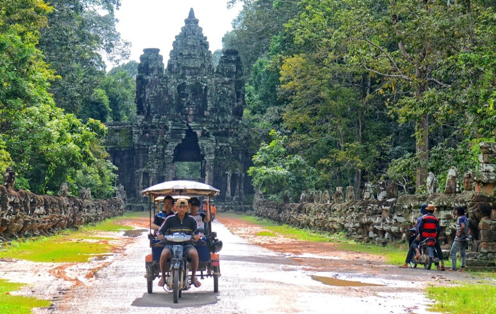 캄보디아유적_(5).jpg