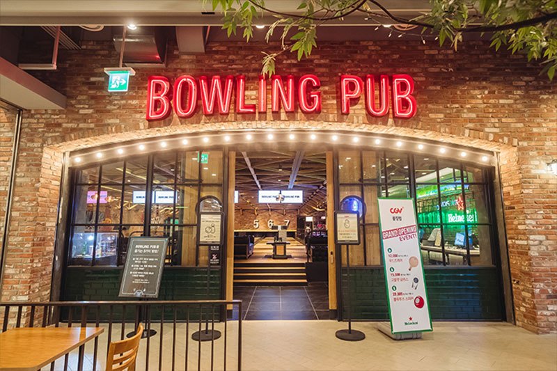 bfmin18oribowlingpub293-1.jpg
