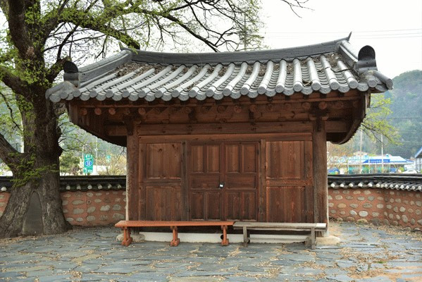 강원도 서낭당.jpg